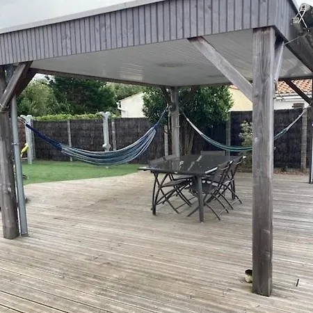 Maison Familiale Au Calme Non Loin De La בית נופש *